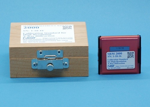 SRM 2000 高分辨率 X 射線衍射（標(biāo)準(zhǔn)品）