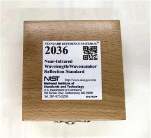 SRM 2036 - 近紅外波長/波數(shù)反射標準